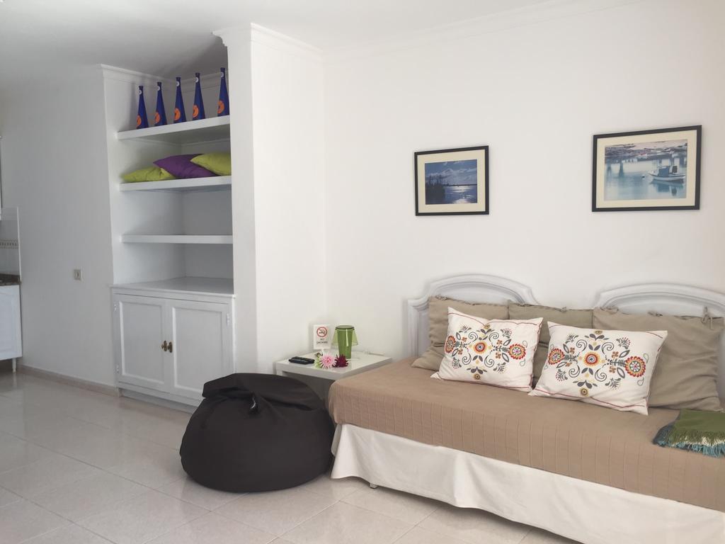 Apartamentos Flamboyant Adults Only Puerto del Carmen  Chambre photo